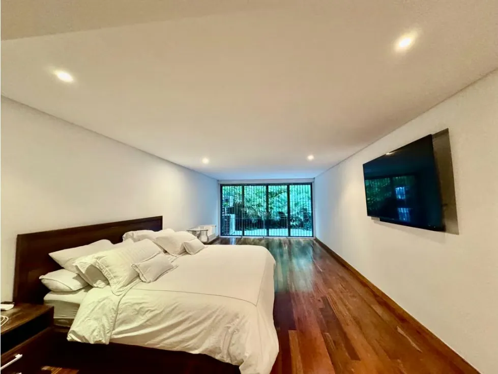Se vende PB 389m2 +221m2 jardín 4h+s/6b/2p Santa Rosa de Lima - 23