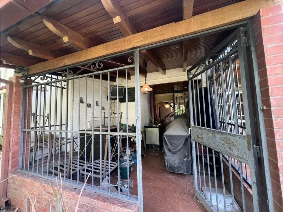 CASA EN VENTA - LOS DOS CAMINOS 218C/ 148T - 13