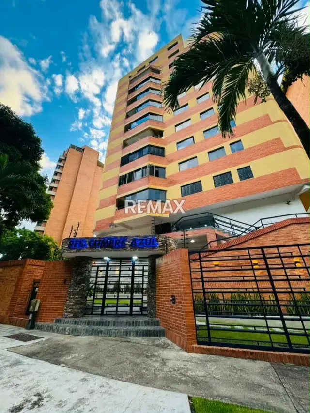 Alquiler de hermoso apartamento, Res. Cumbre Azul