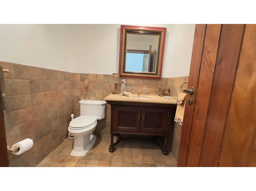 Se vende Casa 2100m² 4h+2s/3b/15p La Lagunita - 21