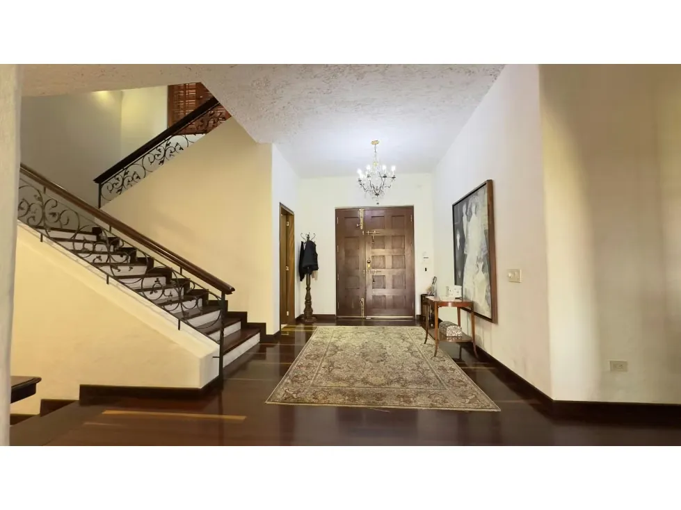 Se vende Casa 2100m² 4h+2s/3b/15p La Lagunita - 10