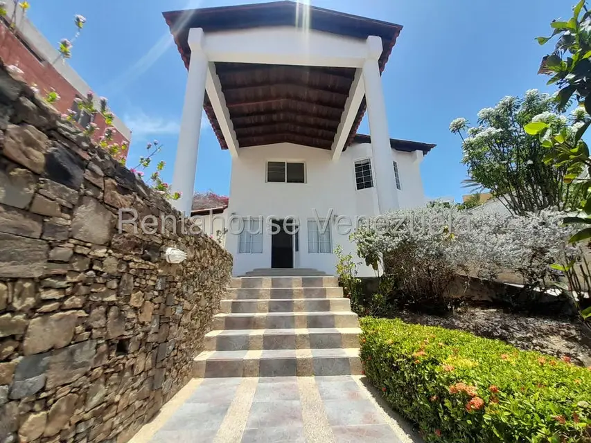 Casa (Duplex) en Venta en Pampatar, Nueva Esparta