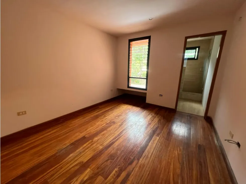 Vendo apartamento 200m2 La Lagunita 5431 - 6