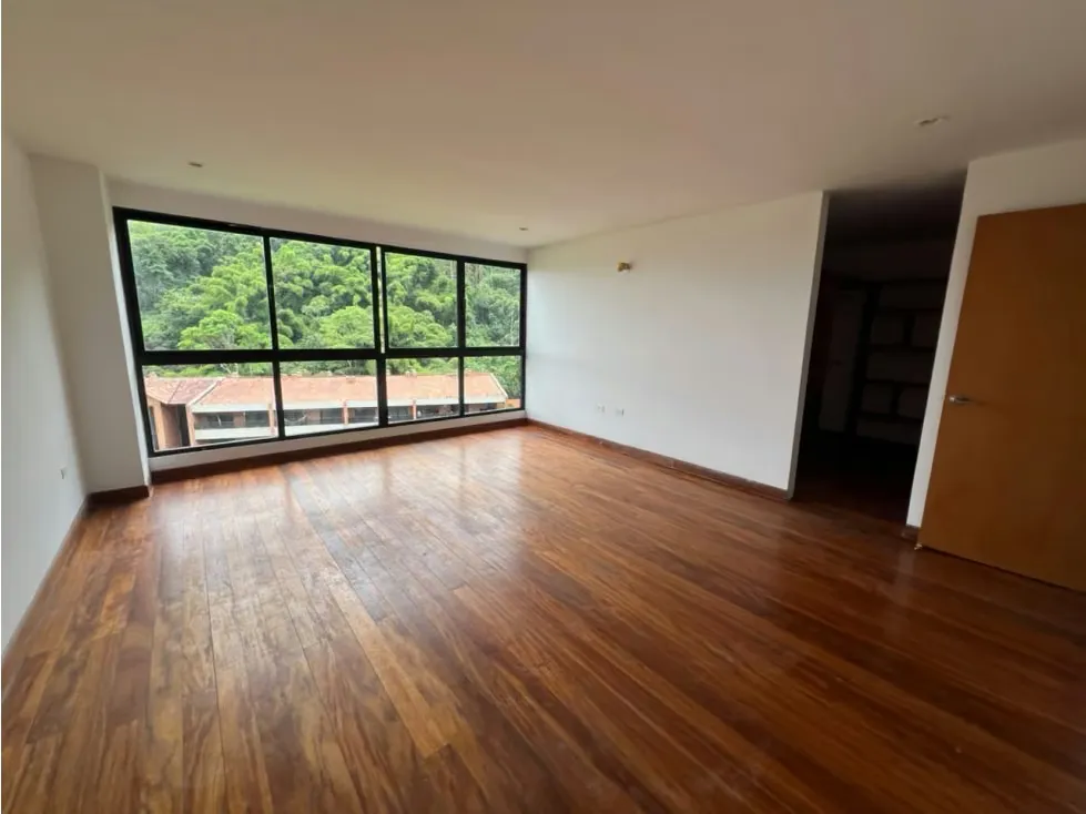 Vendo apartamento 200m2 La Lagunita 5431 - 9