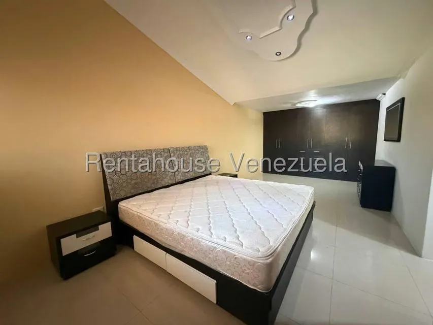Townhouse (1 Nivel) en Alquiler en Cumana, Zulia - 18