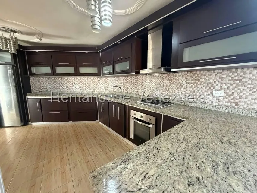 Townhouse (1 Nivel) en Alquiler en Cumana, Zulia - 7