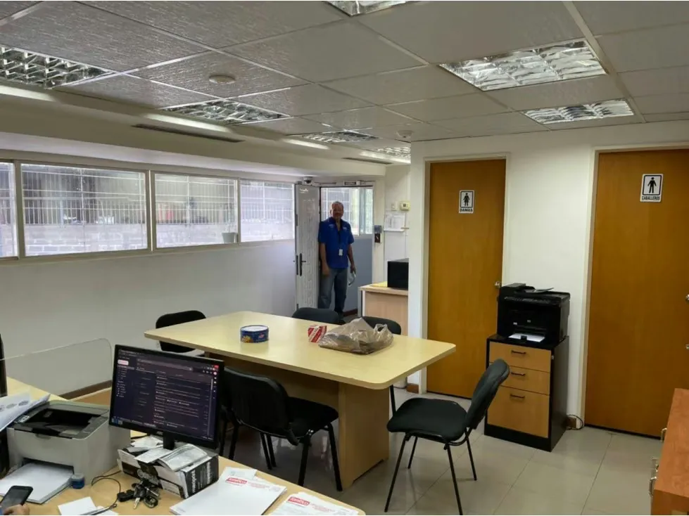 Vendo galpón 3500m2 Piedra Azul 4860 - 8