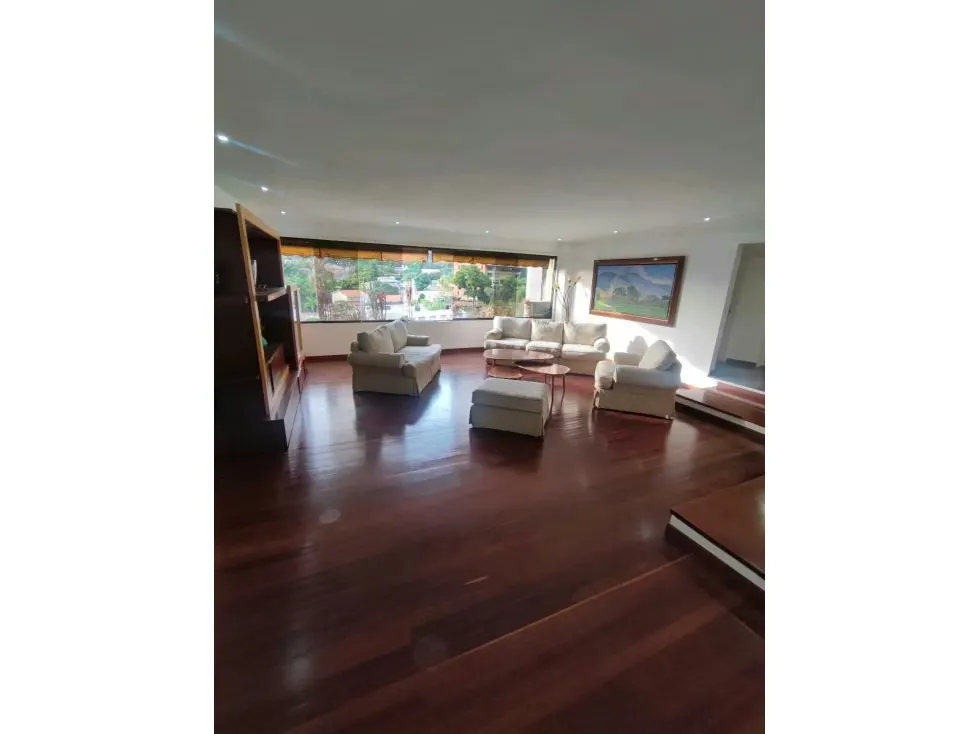Se vende apartamento 320m2 Sebucán 7597
