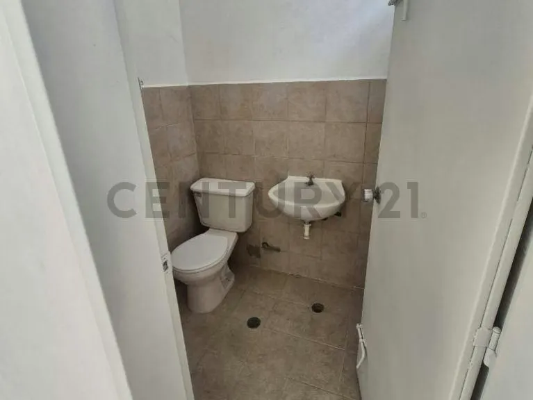 Local Comercial / Alquiler / Cabudare / Av LIbertador CC Vista Verde. - 4