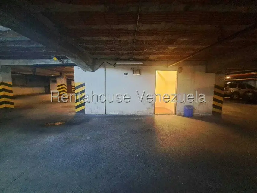 Apartamento (Multiples Niveles) en Venta en Centro, Aragua - 47