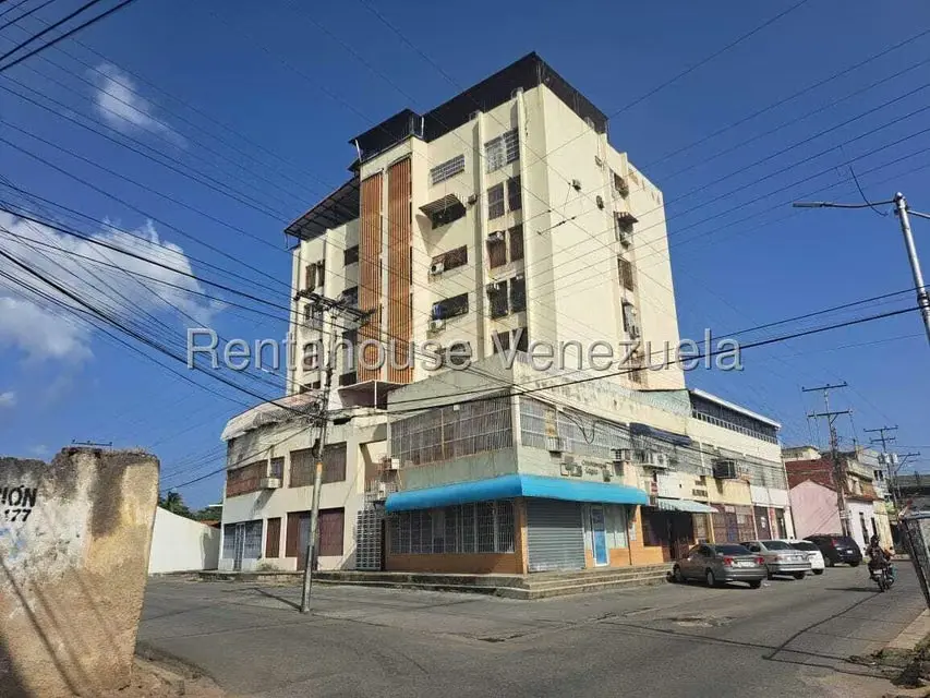 Apartamento (Multiples Niveles) en Venta en Centro, Aragua - 53
