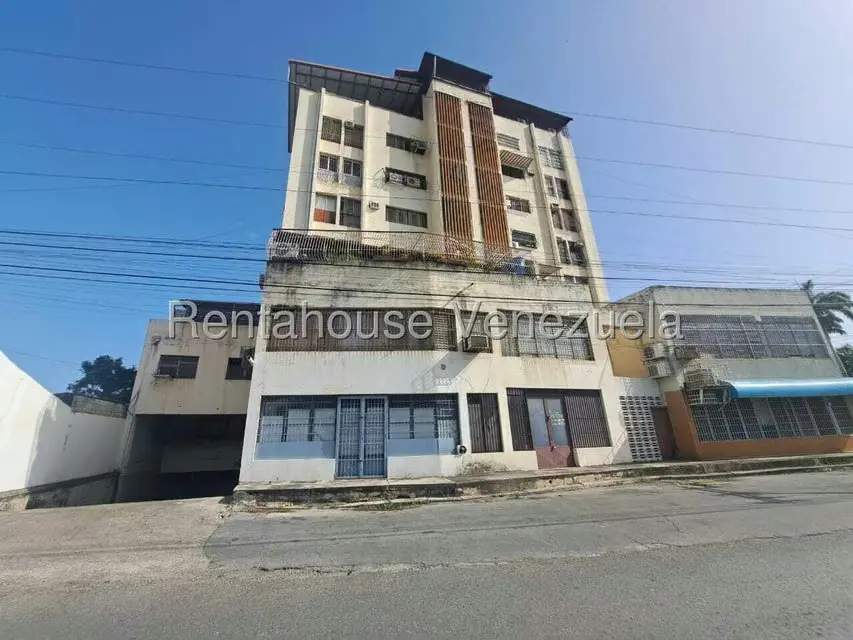Apartamento (Multiples Niveles) en Venta en Centro, Aragua - 59