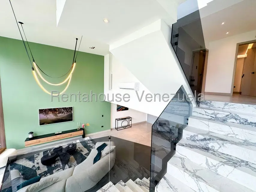 Apartamento (Multiples Niveles) en Venta en Lomas de Chuao, Distrito Metropolitano - 21