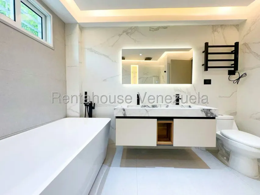 Apartamento (Multiples Niveles) en Venta en Lomas de Chuao, Distrito Metropolitano - 39