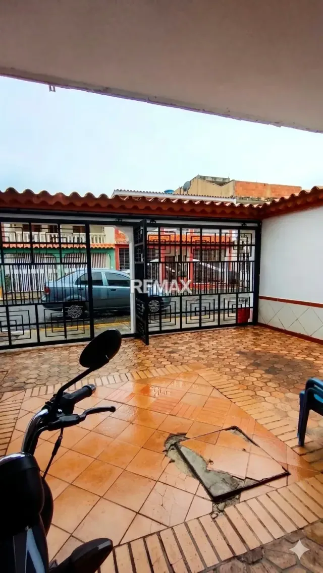 CASA EN VENTA DE DOS PLANTAS EN EL REMANSO SAN DIEGO CARABOBO - 2