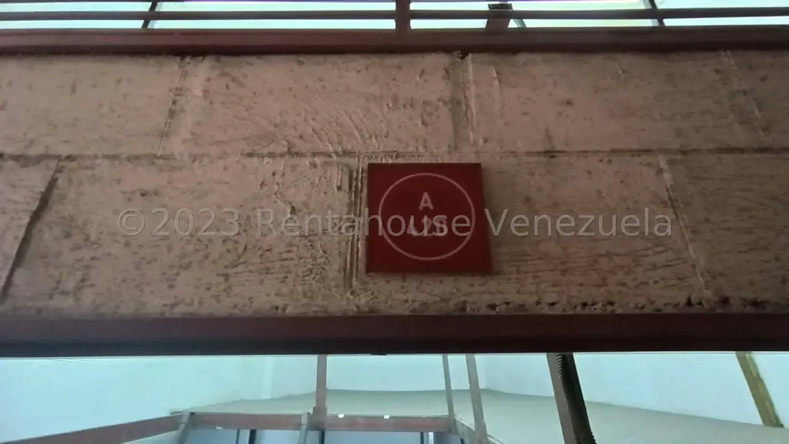 Galpon - Deposito en Alquiler en Los Cortijos de Lourdes, Distrito Metropolitano - 3