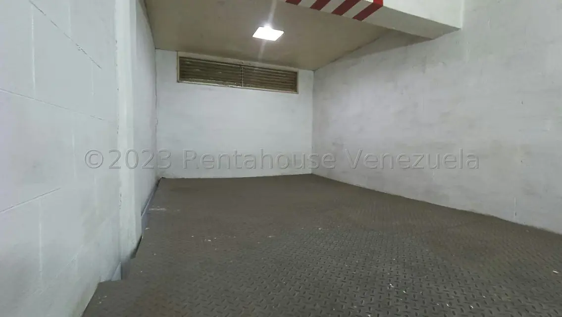 Galpon - Deposito en Alquiler en Los Cortijos de Lourdes, Distrito Metropolitano - 9