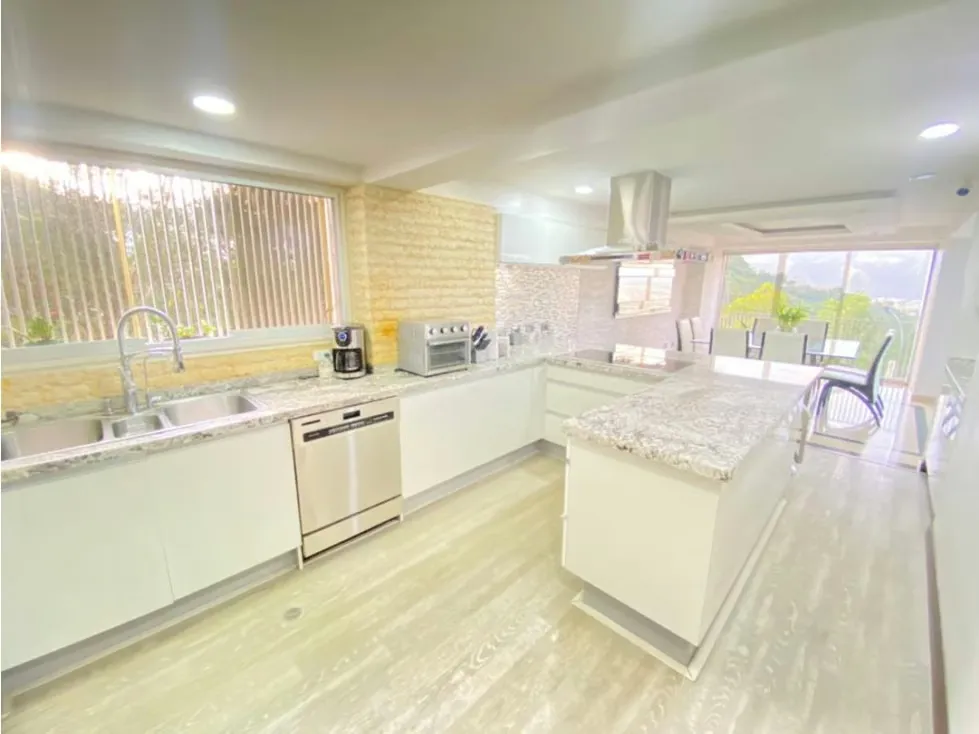 Vendo Apartamento en Los Naranjos - 8