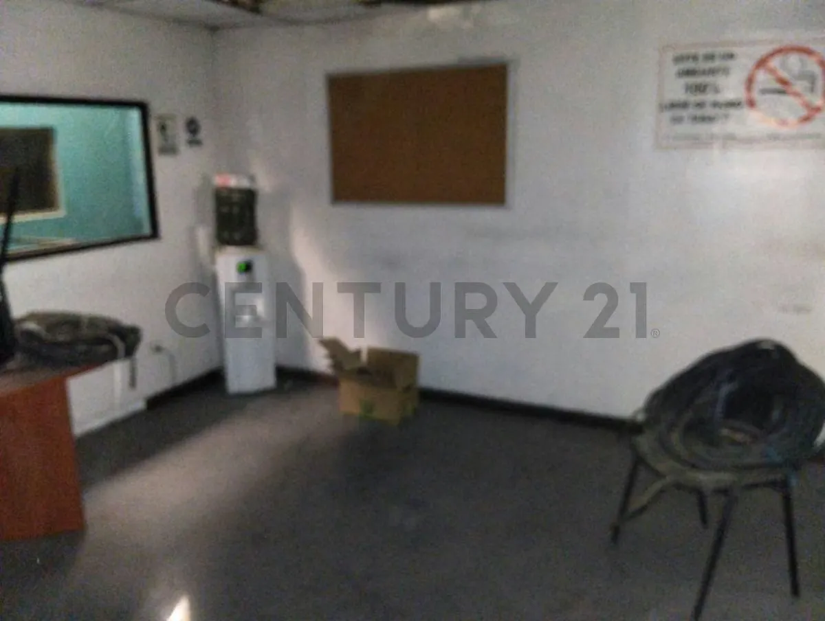 Galpon en venta en la Zona Industrial Turumo AH - 12