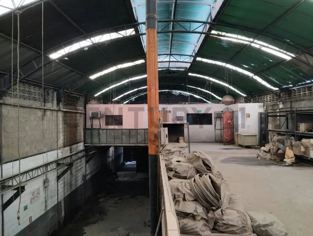 Galpon en venta en la Zona Industrial Turumo AH - 14