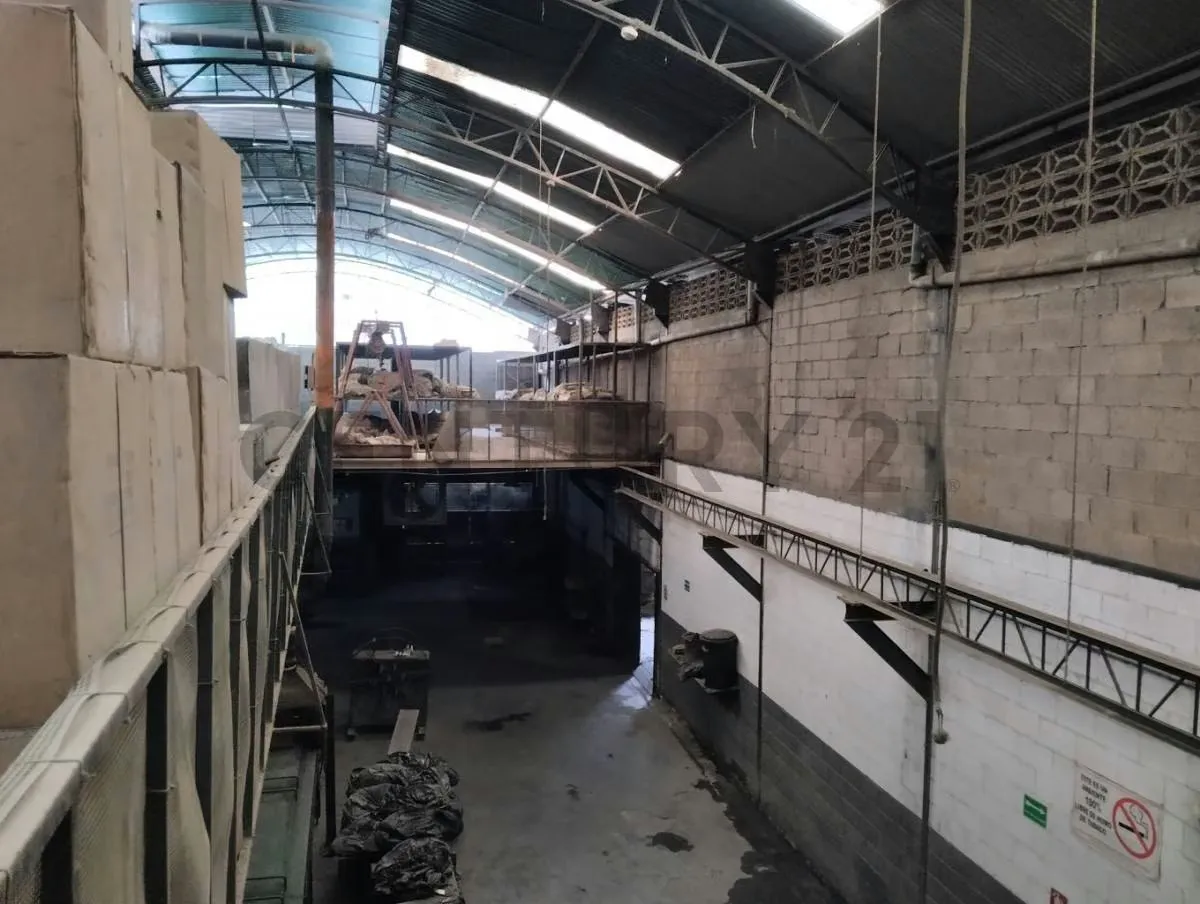 Galpon en venta en la Zona Industrial Turumo AH - 16