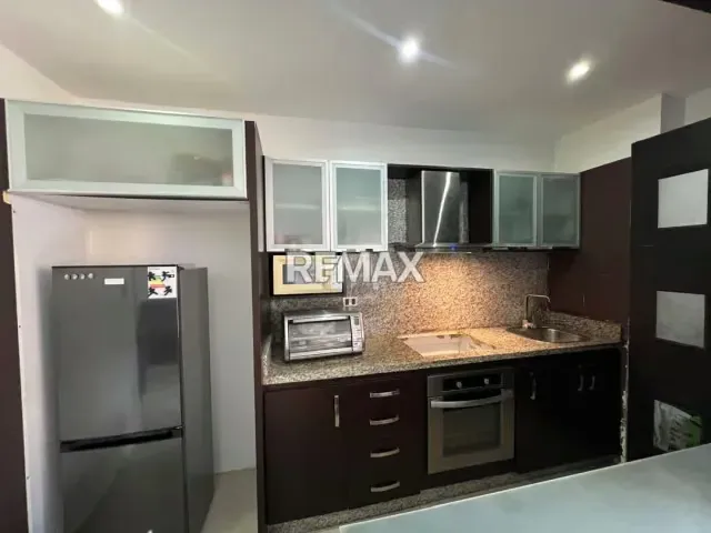 Venta de Apto Urb. Parral Res Bally Suites - 4