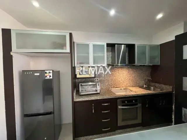 Venta de Apto Urb. Parral Res Bally Suites - 8
