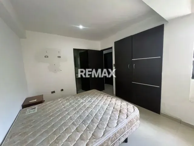 Venta de Apto Urb. Parral Res Bally Suites - 9