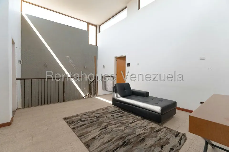 Casa (Multipes Niveles) en Venta en Miranda, Distrito Metropolitano - 26