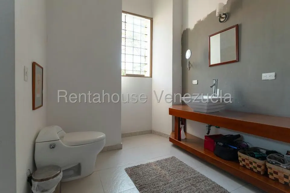 Casa (Multipes Niveles) en Venta en Miranda, Distrito Metropolitano - 34