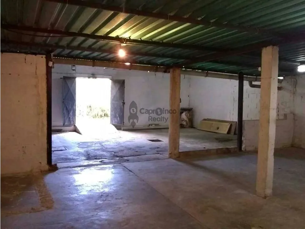 Casa en Venta en Colinas de Guataparo con Galpón - 13