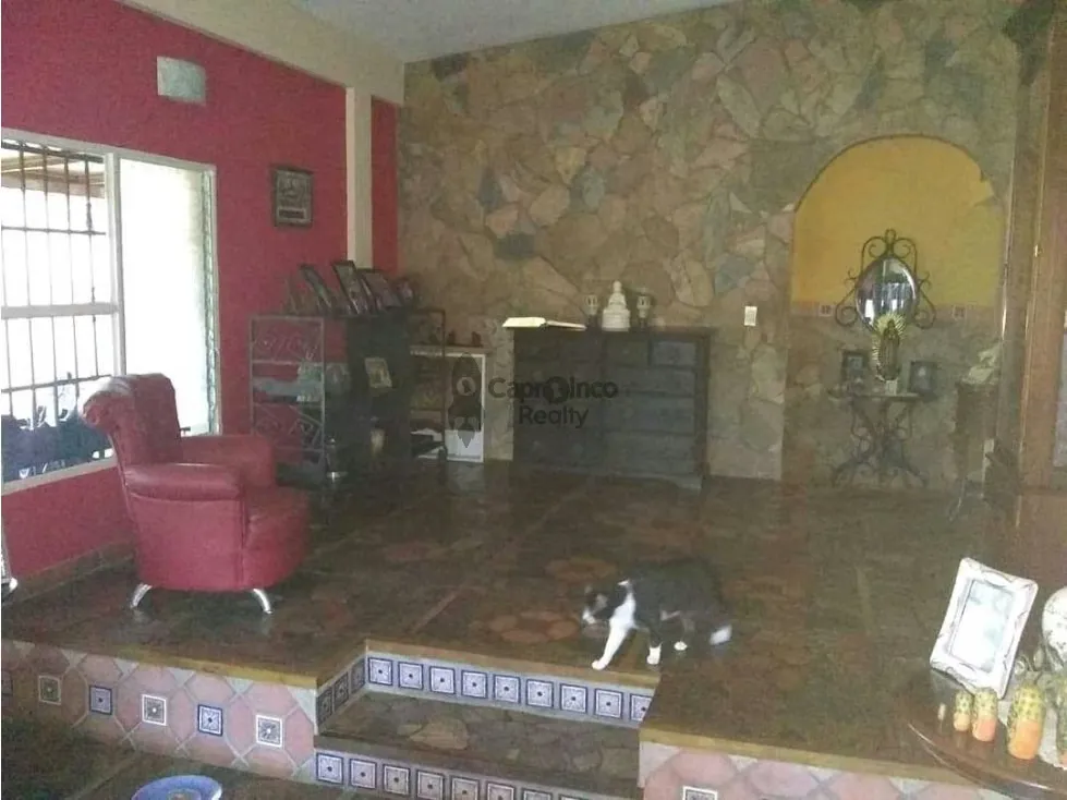 Casa en Venta en Colinas de Guataparo con Galpón - 5