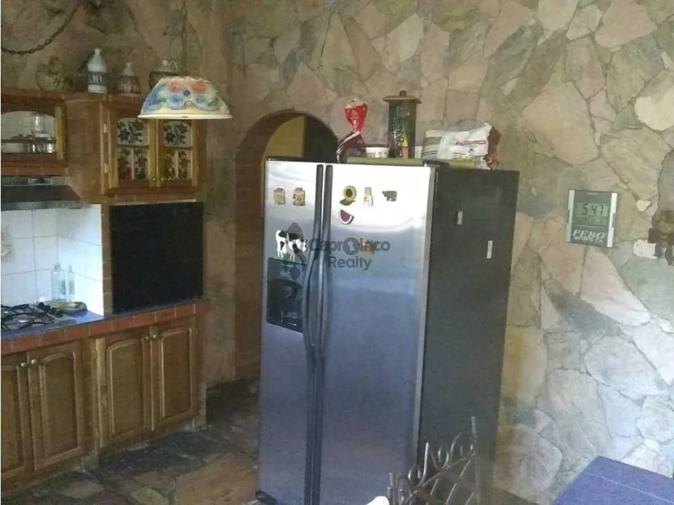 Casa en Venta en Colinas de Guataparo con Galpón - 7