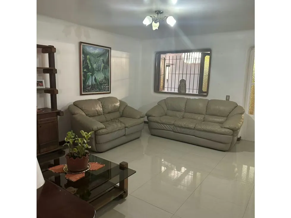 CASA - LOS NARANJOS - 459 Mts2 - 2