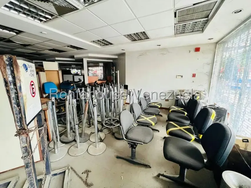 Comercial (Oficina) en Venta en Centro, Aragua - 2