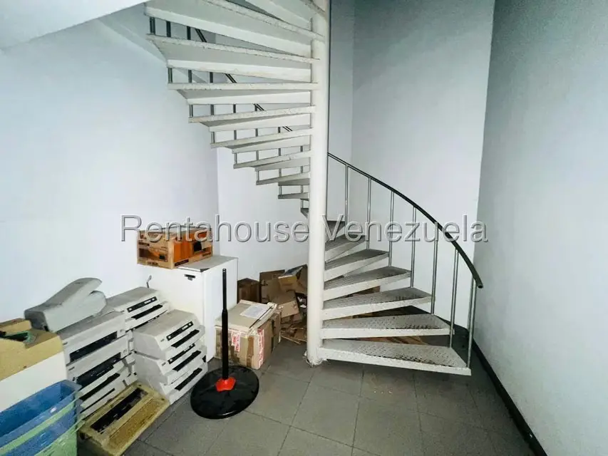Comercial (Oficina) en Venta en Centro, Aragua - 35
