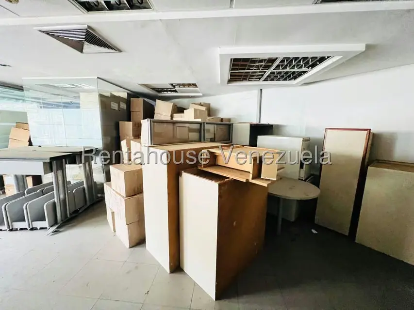 Comercial (Oficina) en Venta en Centro, Aragua - 4