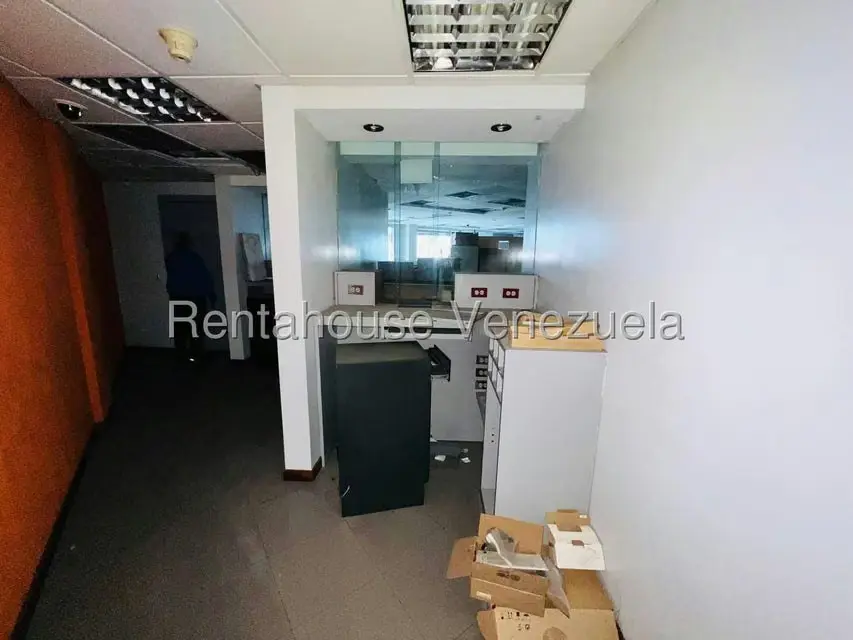 Comercial (Oficina) en Venta en Centro, Aragua - 8