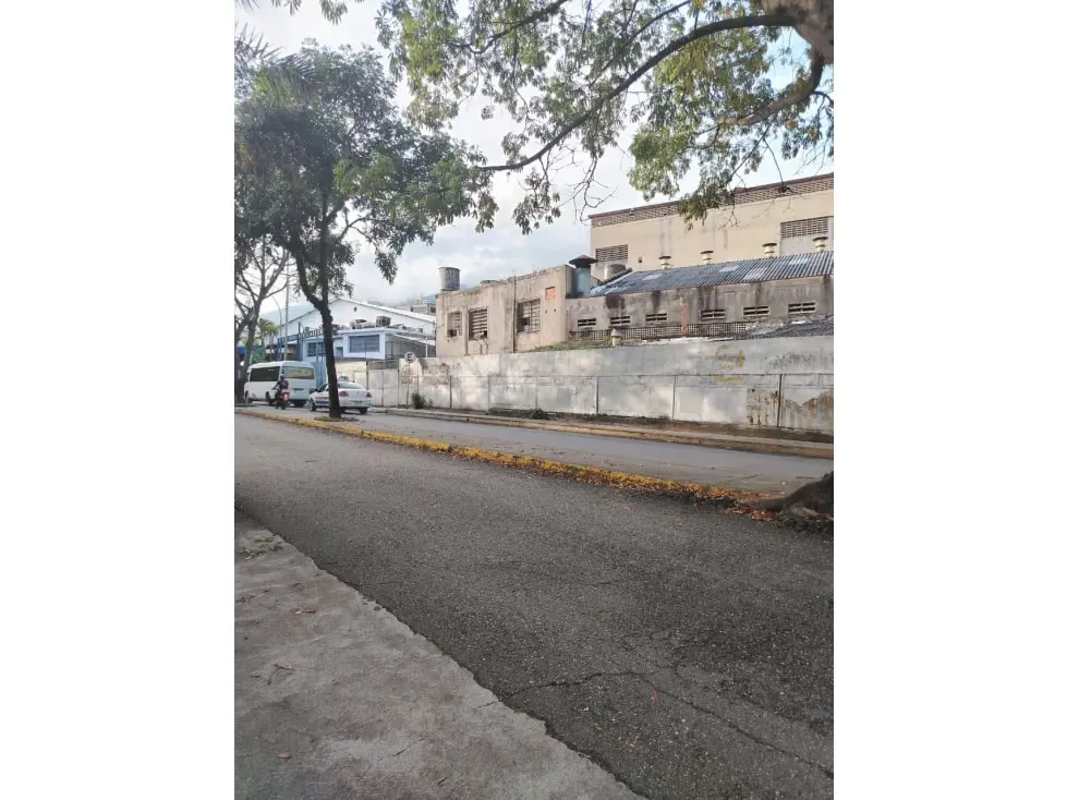 Vendo terreno 7871m2 Los Cortijos 9176 - 5