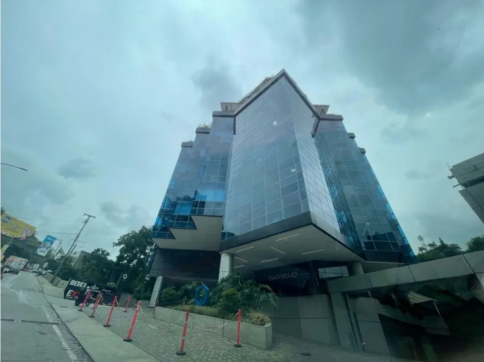Alquilo oficina/consultorio 125m2 Alto Hatillo 4648