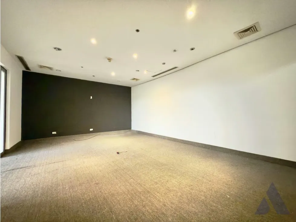 Alquilo Versatil Oficina de 360 m² en Torre Humboldt Prados del Este - 14