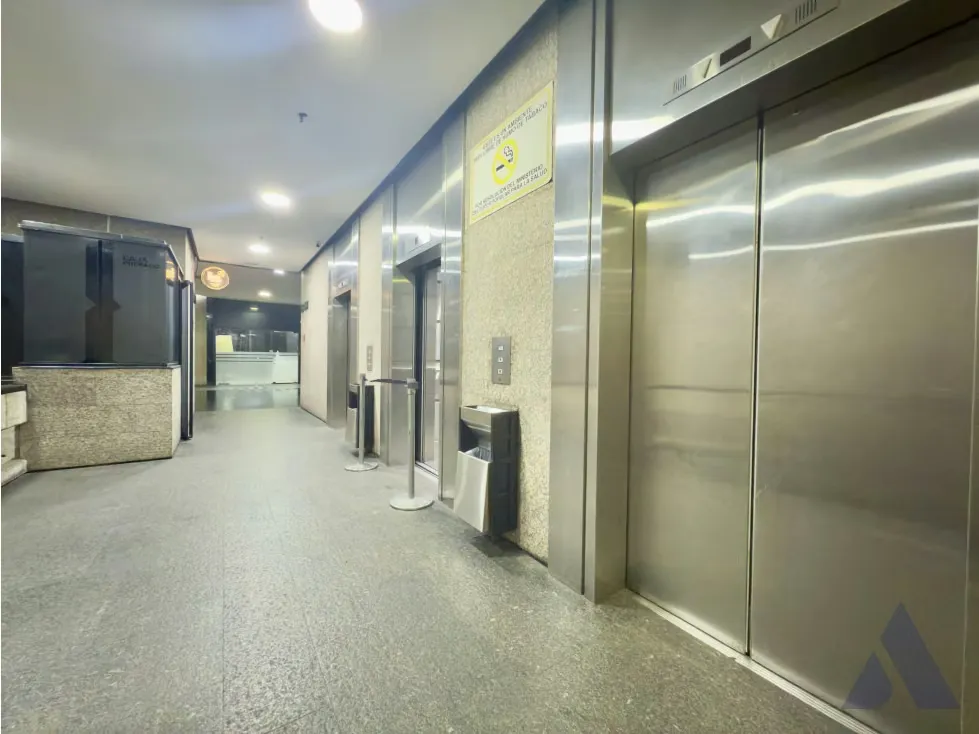 Alquilo Versatil Oficina de 360 m² en Torre Humboldt Prados del Este - 3