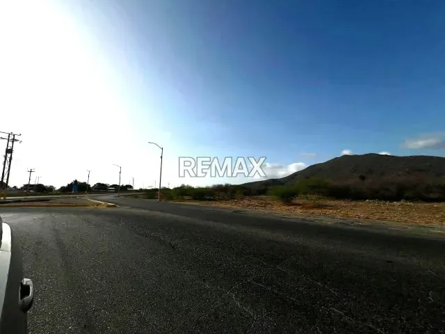 TERRENO EN SECTOR LA GUARDIA, MUNICIPIO DIAZ, ISLA DE MARGARITA LOTE NRO 11 - 3