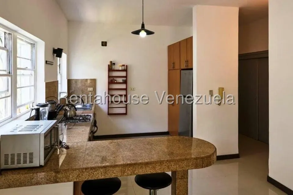 Local Comercial en Alquiler en Valle Arriba, Distrito Metropolitano - 8