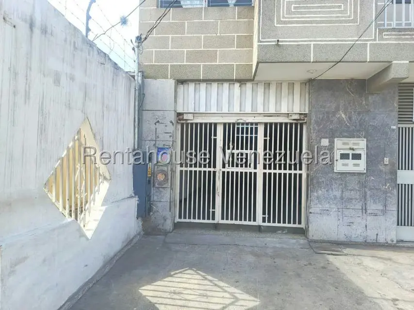 Local Comercial en Alquiler en Zona Oeste, Lara - 3