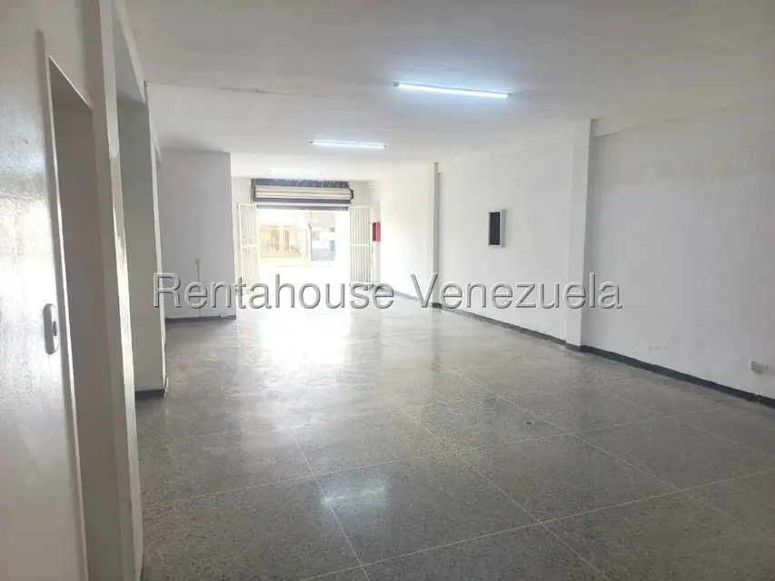 Local Comercial en Alquiler en Zona Oeste, Lara - 9