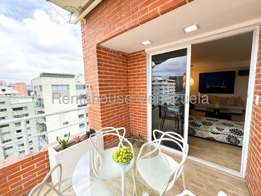 Apartamento (Multiples Niveles) en Alquiler en El Rosal, Distrito Metropolitano - 16