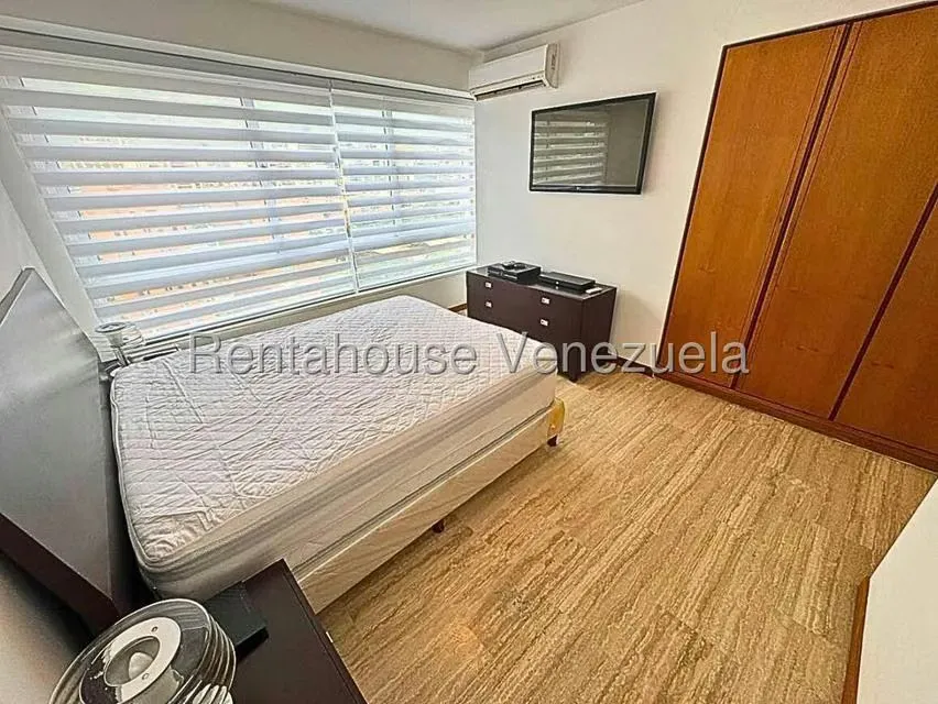 Apartamento (Multiples Niveles) en Alquiler en El Rosal, Distrito Metropolitano - 20