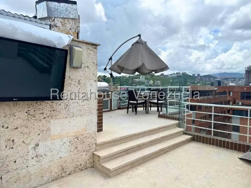 Apartamento (Multiples Niveles) en Alquiler en El Rosal, Distrito Metropolitano - 28