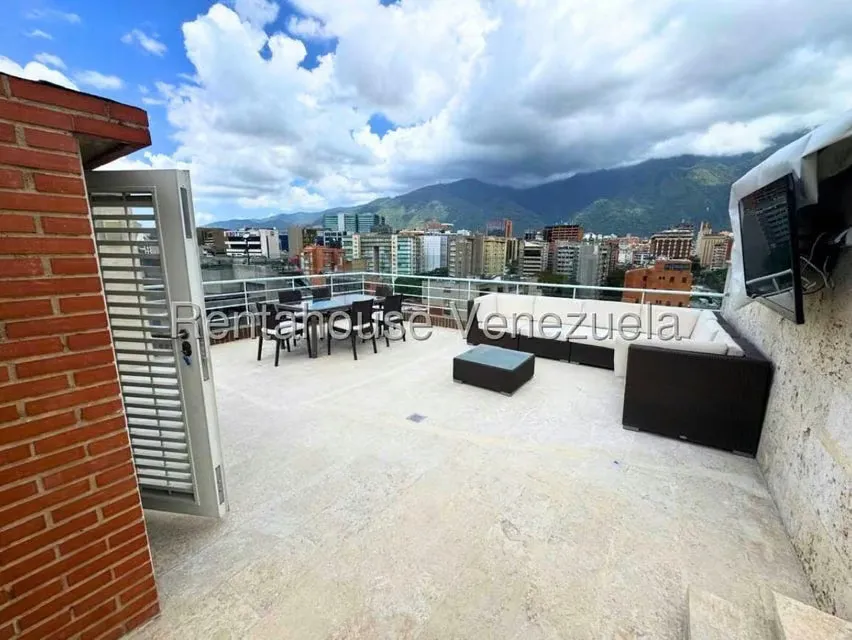 Apartamento (Multiples Niveles) en Alquiler en El Rosal, Distrito Metropolitano - 29